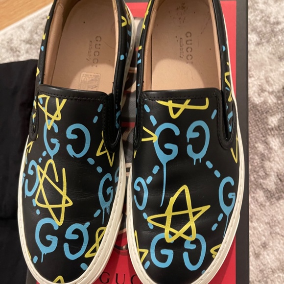 Gucci Limited Edition Black Leather Ghost Slip with Graffiti - Picture 4 of 11